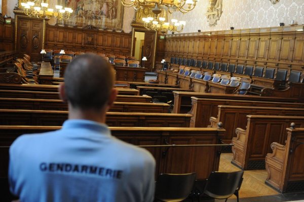 Affaire criminelle dite du « crime de l’enfant soldat » Décembre 2021. Cour d’assises de Paris. Défense d’une partie civile. L’affaire du crime par arme blanche d’un ancien enfant soldat. La Cour d’assises de Paris a suivi la thèse de l’altération du disc